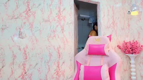Snapshot of scarlett_montoya chatting on February 2, 12:37 pm scarlett montoya online show from February 2, 12:37 pm