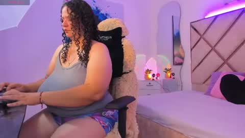 vanessa online show from July 1, 2:18 pm