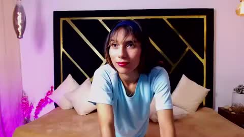 Snapshot of scarlett_moon34 chatting on July 2, 8:26 pm Scarlett online show from July 2, 8:26 pm