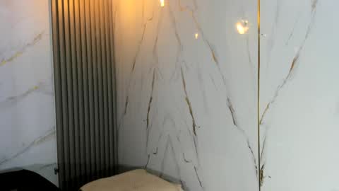 Snapshot of scarlett_sex_rs chatting on August 4, 12:30 pm Scarlett online show from August 4, 12:30 pm