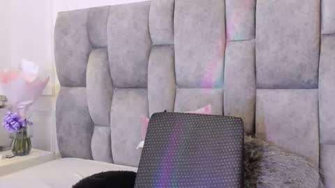 Snapshot of scarlett_sk chatting on March 20, 10:47 pm Scarlet online show from March 20, 10:47 pm