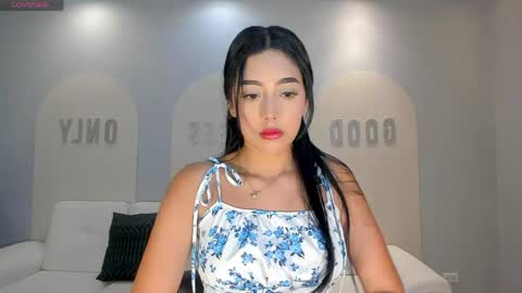 Snapshot of scarlettblaze1 chatting on May 8, 11:59 am Sacrlett Blaze online show from May 8, 11:59 am