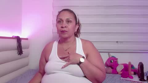 scarlettbooty online show from March 26, 9:04 am