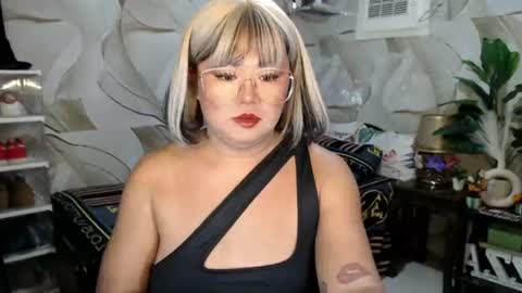 Snapshot of scarlette_adisson_69 chatting on July 19, 6:55 pm scarlette online show from July 19, 6:55 pm