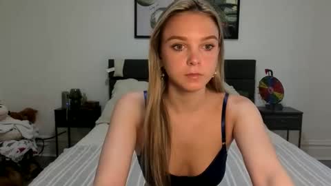 Scarlett online show from March 24, 4:23 pm