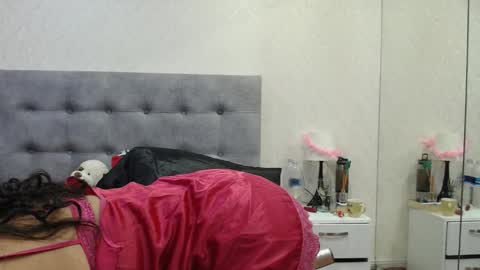 Snapshot of scarlettgreen_ chatting on February 10, 11:25 am Scartt online show from February 10, 11:25 am