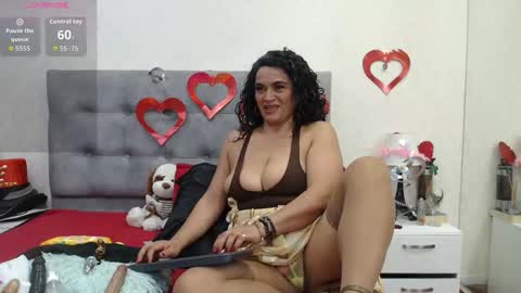 Snapshot of scarlettgreen_ chatting on February 16, 10:55 am Scartt online show from February 16, 10:55 am