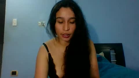 Snapshot of scarlettscottx chatting on April 21, 2:51 am Nataly online show from April 21, 2:51 am