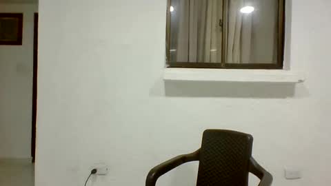 Snapshot of scarlettserna chatting on March 6, 12:10 am scarlettserna online show from March 6, 12:10 am