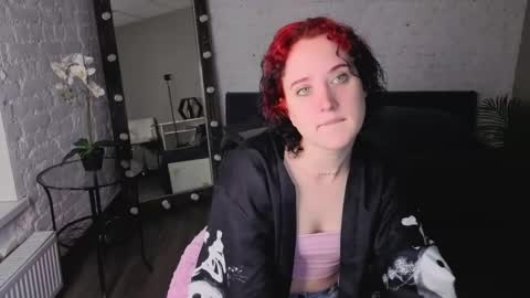 Snapshot of scarlettsparksxx chatting on June 1, 6:04 am Scarlett online show from June 1, 6:04 am