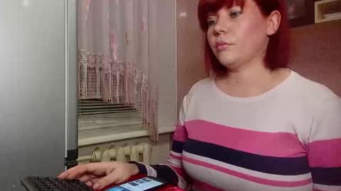 Snapshot of scarlettwave chatting on December 1, 5:40 pm Anya online show from December 1, 5:40 pm