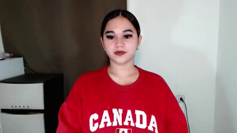 Snapshot of scarletvamp chatting on March 4, 1:33 am scarletvamp online show from March 4, 1:33 am