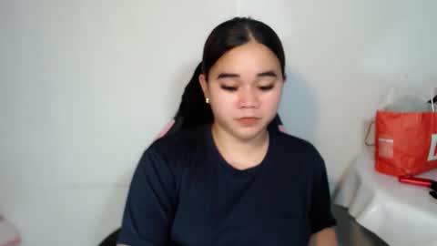 Snapshot of scarletvamp chatting on May 1, 7:29 pm scarletvamp online show from May 1, 7:29 pm