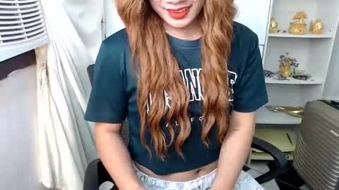 Snapshot of scarletxxxx chatting on January 7, 3:14 am Queen Scarlet online show from January 7, 3:14 am