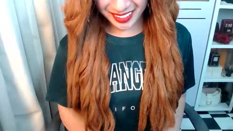 Snapshot of scarletxxxx chatting on February 22, 1:09 pm Queen Scarlet online show from February 22, 1:09 pm