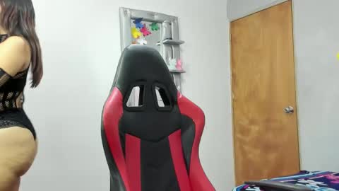 Snapshot of scarllet_lan chatting on January 20, 2:32 am scarllet_lan online show from January 20, 2:32 am