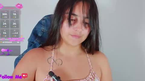 scarllet online show from February 12, 1:39 pm