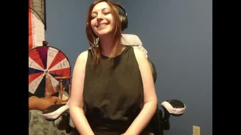 Snapshot of scarslutwitch chatting on April 4, 6:22 am ScarSlutWitch online show from April 4, 6:22 am