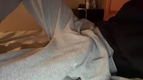 Snapshot of scb894682 chatting on January 24, 5:53 am Skinny College Boy online show from January 24, 5:53 am