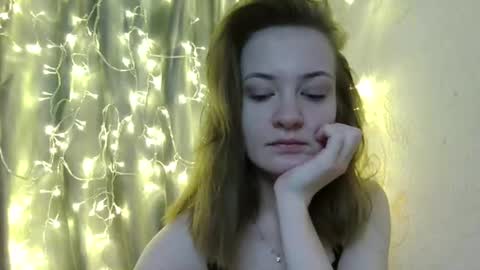 Elsa online show from March 18, 11:46 am