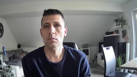 Snapshot of schnuckigeil chatting on March 4, 7:47 am Dildomen online show from March 4, 7:47 am