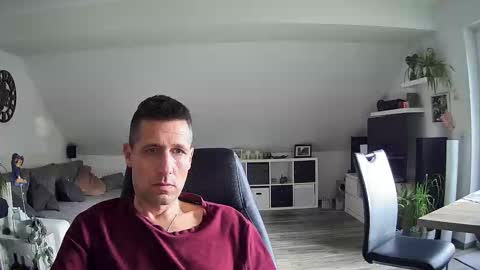 Snapshot of schnuckigeil chatting on March 11, 8:31 am Dildomen online show from March 11, 8:31 am