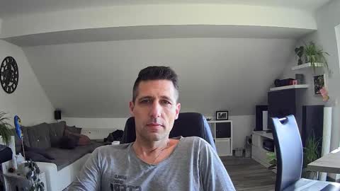 Snapshot of schnuckigeil chatting on March 18, 11:57 am Dildomen online show from March 18, 11:57 am