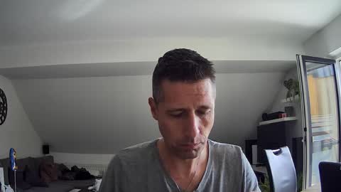 Snapshot of schnuckigeil chatting on April 27, 10:24 am Dildomen online show from April 27, 10:24 am
