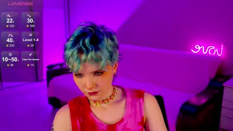 Snapshot of school_love chatting on December 18, 4:39 pm Rina online show from December 18, 4:39 pm