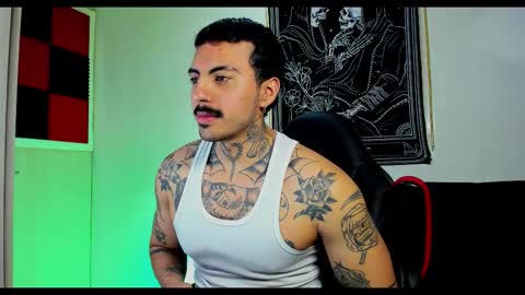 Snapshot of scockpion_ chatting on October 2, 6:42 am Alejandro help me to reach 200 thumps up online show from October 2, 6:42 am