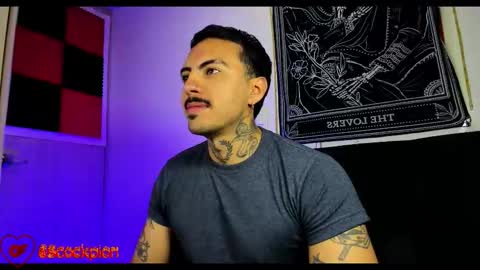 Snapshot of scockpion_ chatting on October 15, 7:41 am Alejandro help me to reach 200 thumps up online show from October 15, 7:41 am