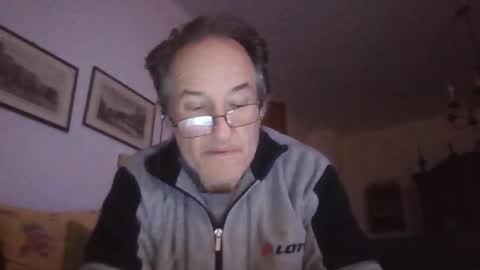 scotchwhieskie online show from February 22, 10:52 pm