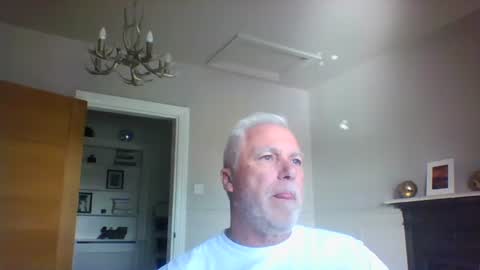 Snapshot of scoti55 chatting on April 11, 3:38 pm scoti55 online show from April 11, 3:38 pm