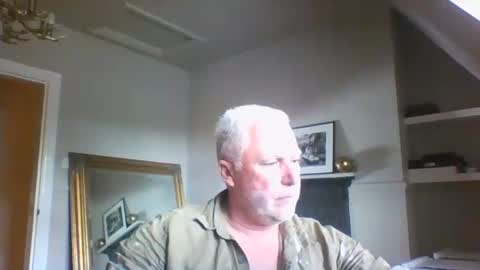 Snapshot of scoti55 chatting on April 16, 1:45 pm scoti55 online show from April 16, 1:45 pm