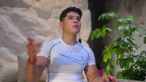 Andrew Flintt online show from April 12, 1:32 am