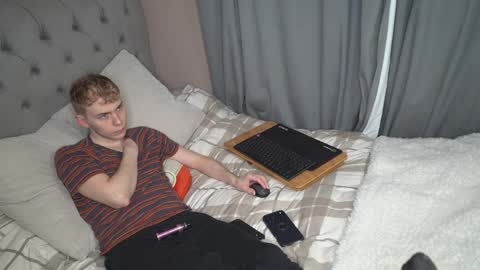 danny online show from March 29, 11:38 pm