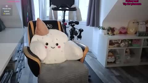 scottishinches online show from May 16, 7:45 pm