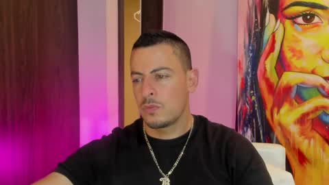 Snapshot of scotty_music chatting on May 9, 2:17 am Ricardo online show from May 9, 2:17 am