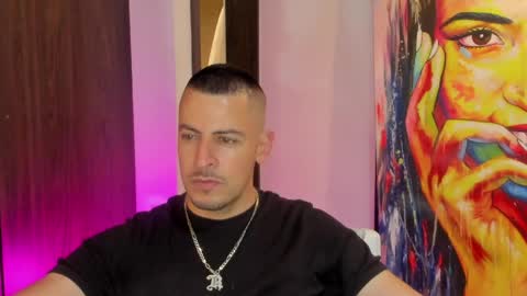 Snapshot of scotty_music chatting on May 10, 1:55 am Ricardo online show from May 10, 1:55 am