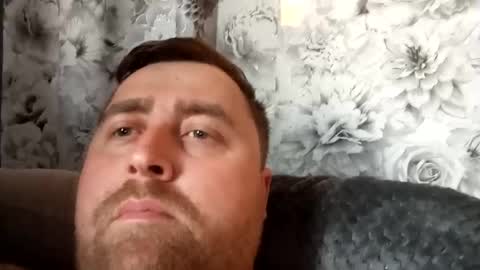 Snapshot of scotycar0408 chatting on March 4, 7:36 am scotycar0408 online show from March 4, 7:36 am