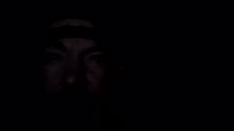 Snapshot of screwnutandbolte chatting on April 2, 10:13 am screwnutandbolte online show from April 2, 10:13 am