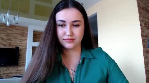 Snapshot of sea_cocktail chatting on February 25, 10:47 am Elizabeth  online show from February 25, 10:47 am