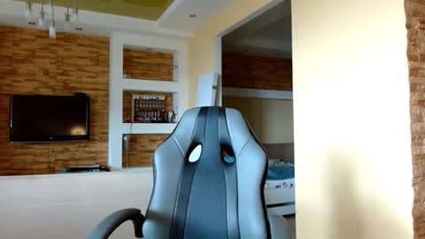 Snapshot of sea_cocktail chatting on September 27, 9:03 am Elizabeth  online show from September 27, 9:03 am