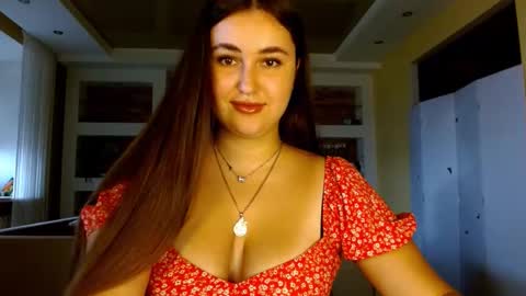 Elizabeth  online show from November 8, 9:09 am