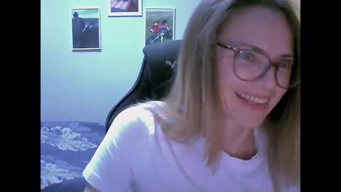 Snapshot of sea_dream chatting on October 5, 2:26 pm SEA Dream online show from October 5, 2:26 pm