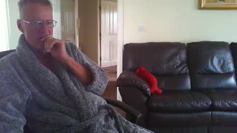 Snapshot of seakrait chatting on March 27, 8:20 am seakrait online show from March 27, 8:20 am