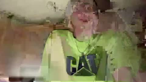 Snapshot of seanbaileybb chatting on July 19, 7:17 pm forestryy online show from July 19, 7:17 pm