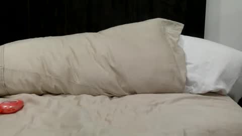 dick online show from December 17, 5:24 am