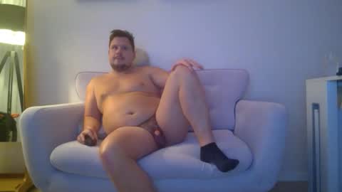 Snapshot of seanpolz chatting on December 28, 6:28 am seanpolz online show from December 28, 6:28 am