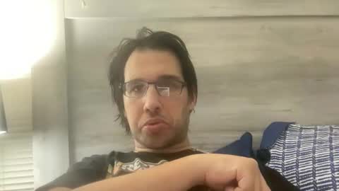 Snapshot of seansweetheart chatting on February 20, 1:24 am seansweetheart online show from February 20, 1:24 am